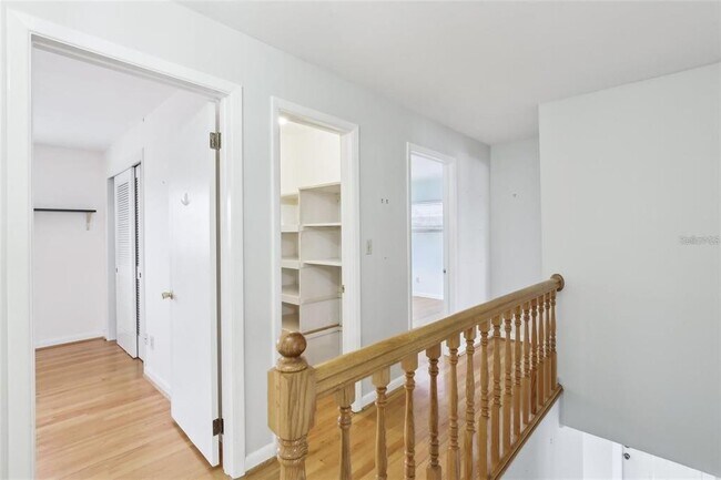 Building Photo - 8706 Elmwood Ln