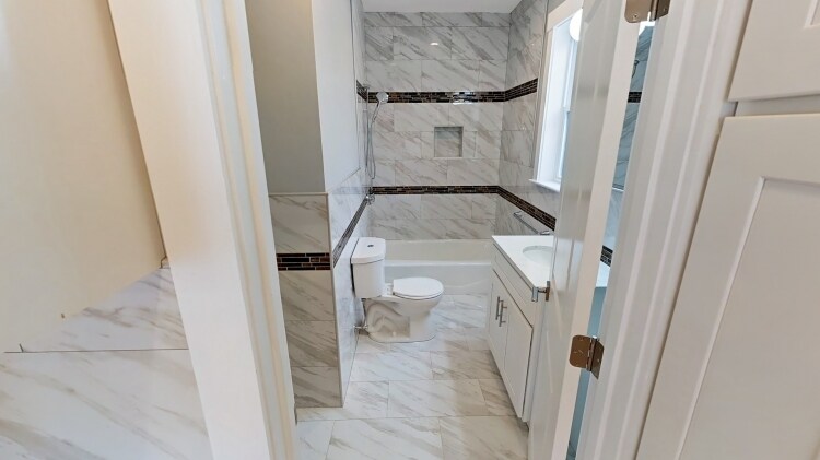 Building Photo - 30 Centre St