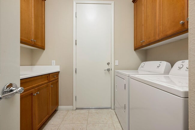 Building Photo - 81648 Avenida De Musica