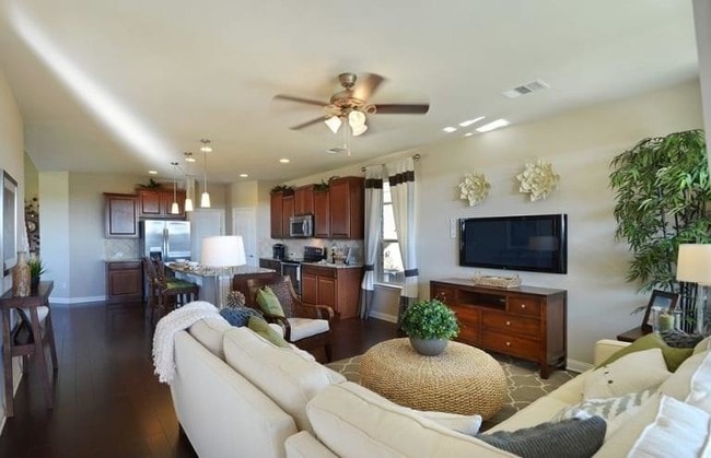 Building Photo - 16017 Travesia Way