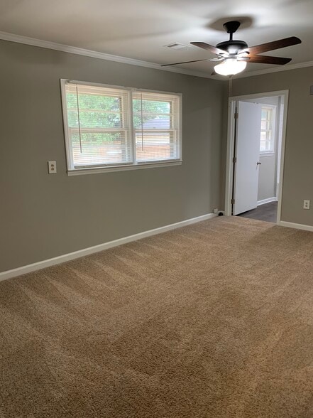 Master BR - 137 Baker St