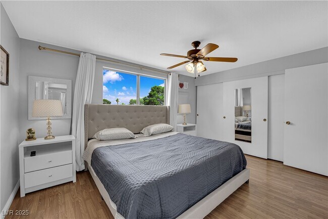 Building Photo - 4186 Sandcastle Dr