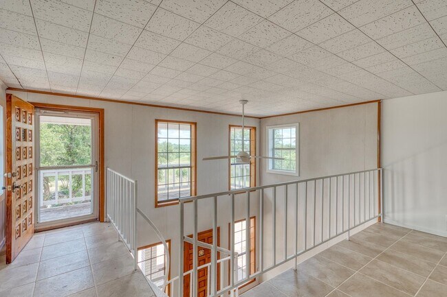 Building Photo - 6552 CR 403