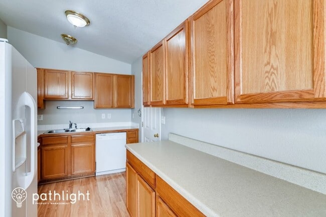 Building Photo - 510 N 30th Ave Ct