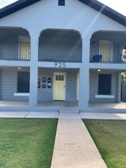 Building Photo - 925 E McKinley St