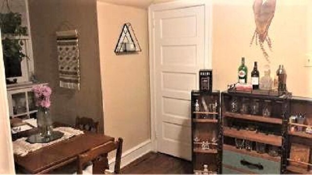 DINING ROOM - 426 N Essex Ave