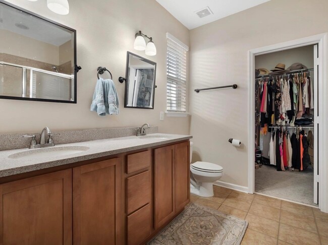 Building Photo - 2436 Rain Lily Way