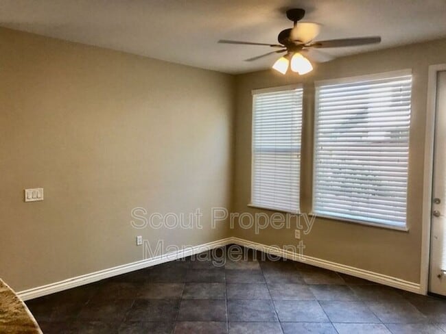 Building Photo - 28770 Oak Park Ln