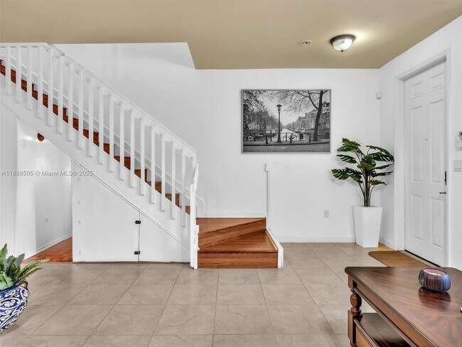 Building Photo - 8926 W 35th Ct