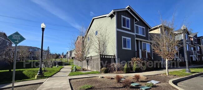 Building Photo - 2523 Filbert Ave