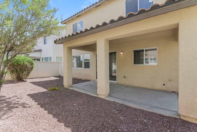 Building Photo - 828 Blue Rosalie Pl