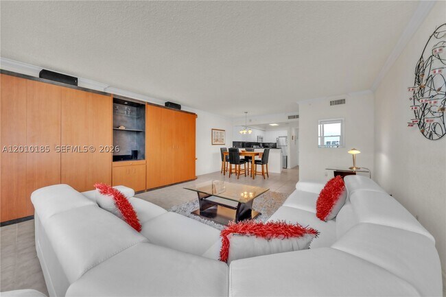 Building Photo - 2501 S Ocean Dr