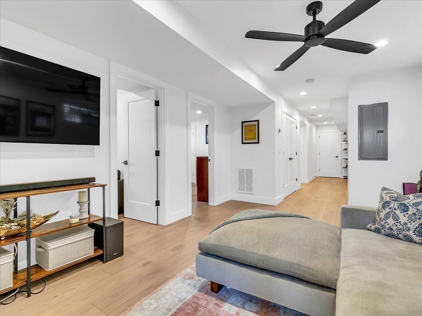 Building Photo - 23 Princeton St