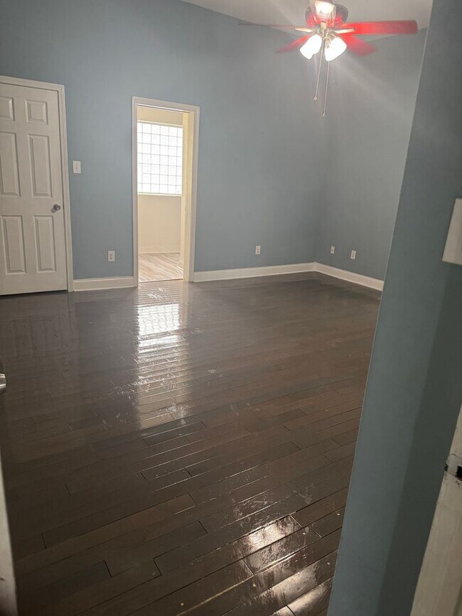 Building Photo - Charming 4BR House in New Orleans