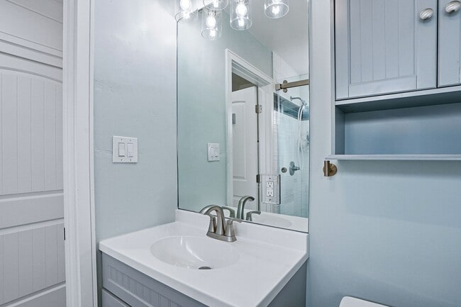 Building Photo - 3BR Livermore Home for Rent | Updated Kitchen | Near Downtown | $4,000/mo