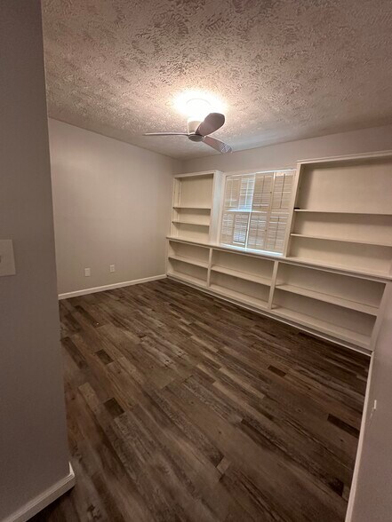 Building Photo - 3772 Kensingwood Trce