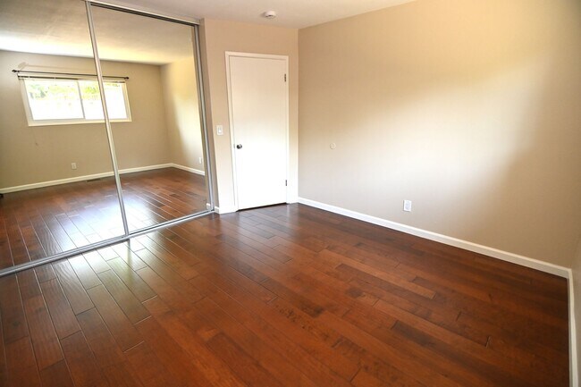 Building Photo - 1651 Cassiar Dr