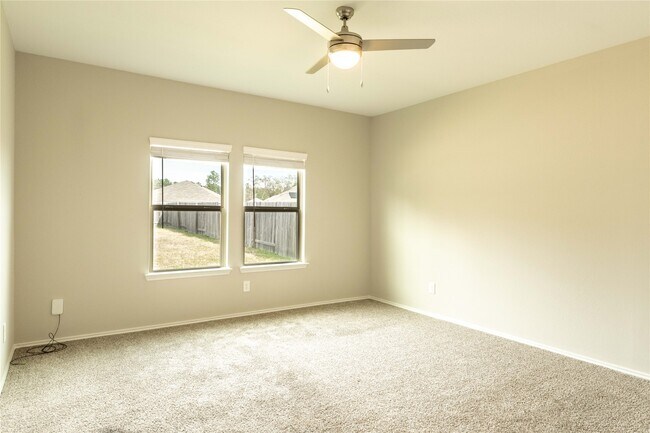 Building Photo - 20241 Portbec Dr