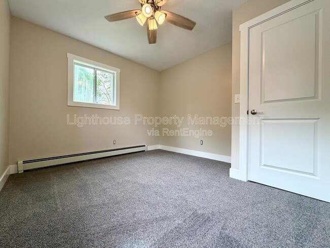 Building Photo - 3253 Charlesgate Ave SW