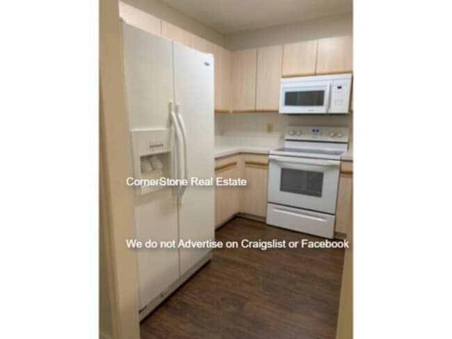 Building Photo - 1833 Sardonyx Rd