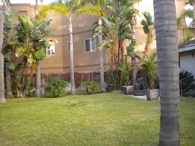 Primary Photo - Downtown Huntington Beach Unit