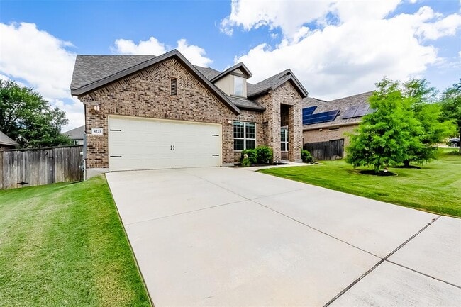 Building Photo - 4221 Valley Oaks Dr