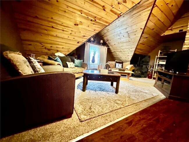 Building Photo - 1464 W Minnehaha Ave