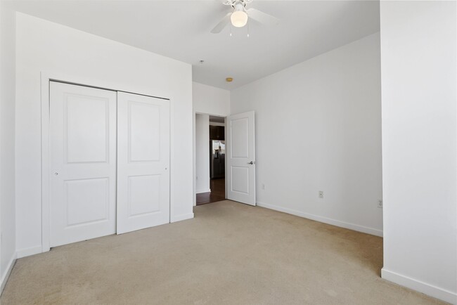 Building Photo - 443 2nd St
