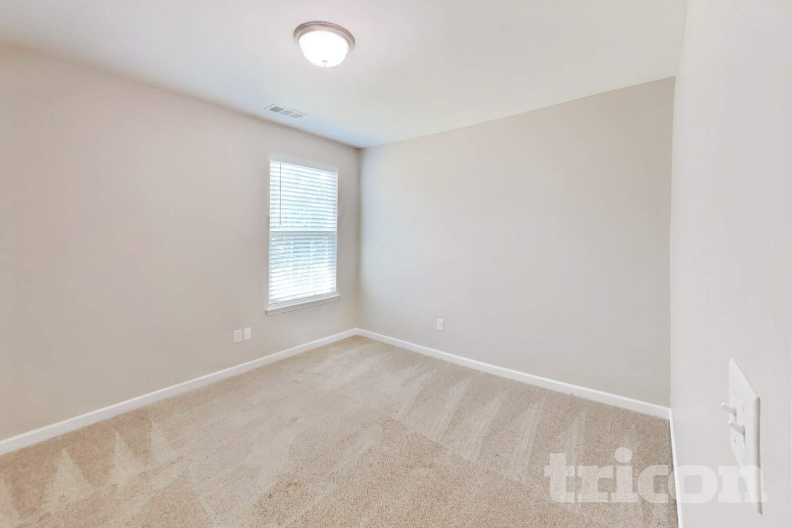 Building Photo - 2902 Cherry Point Ln