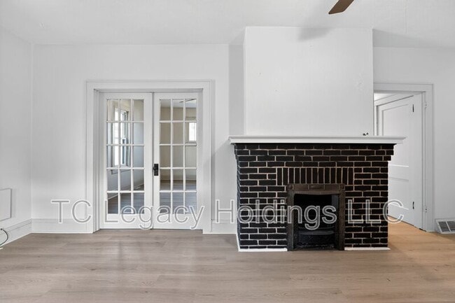 Building Photo - 316 Harrison St