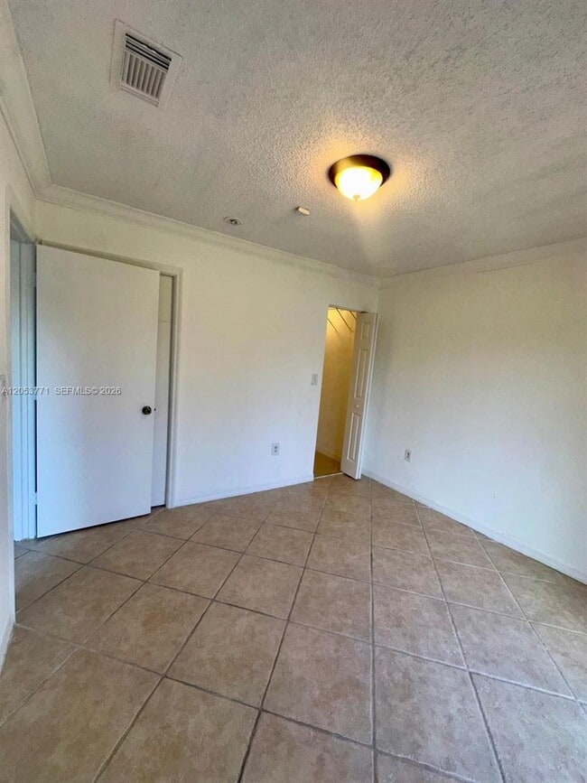 Building Photo - 15334 SW 36th Terrace