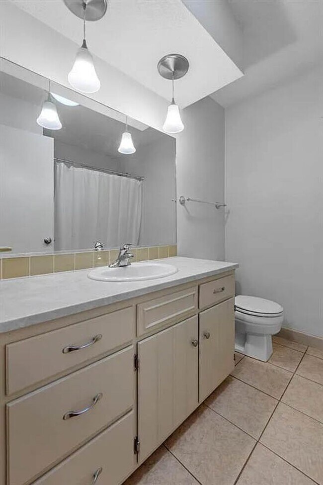 Building Photo - Updated Home In Cape Girardeau