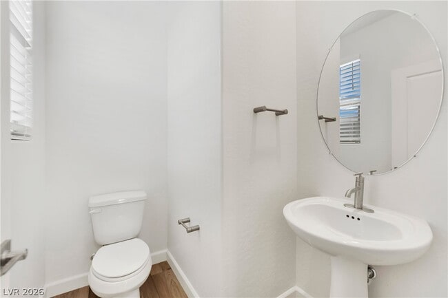 Building Photo - 1515 Pacific Baza St