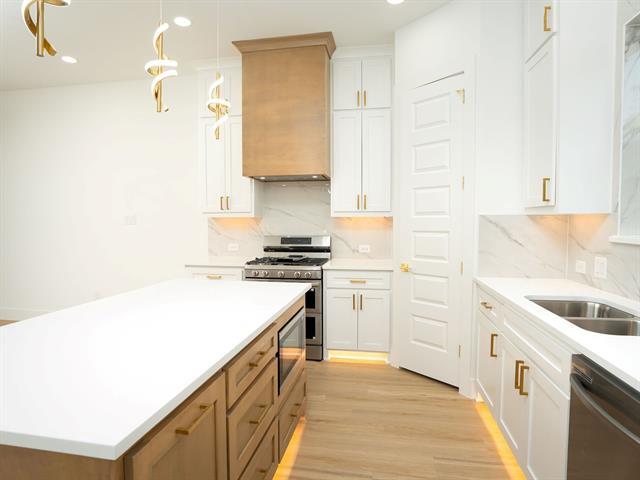 Building Photo - 5849 Millar Dr