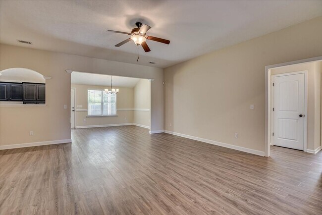 Building Photo - 5286 Copse Dr