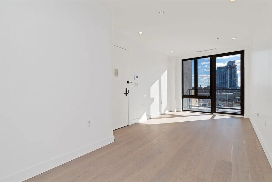 Building Photo - 2-22 51st Avenue