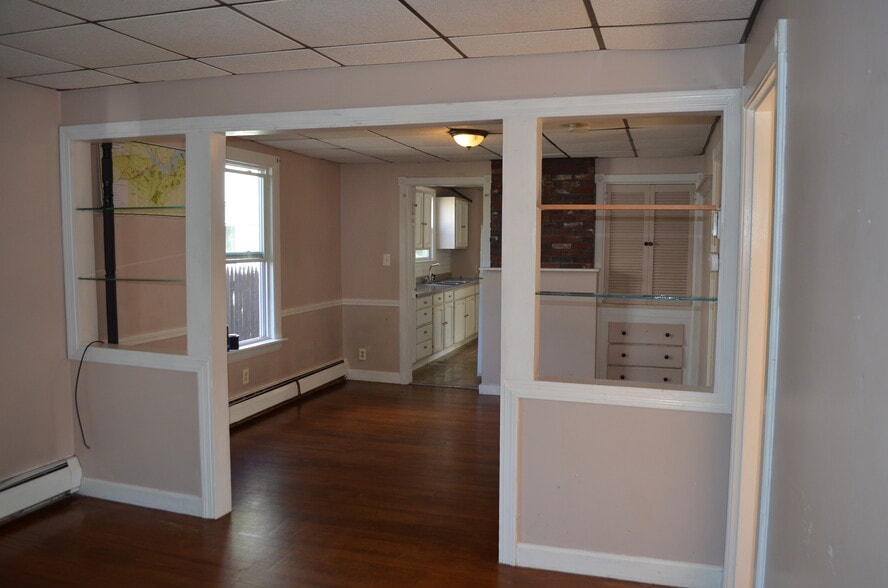 Building Photo - 10 Harborview Ave