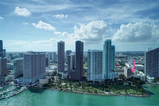 Building Photo - 2001 Biscayne Blvd