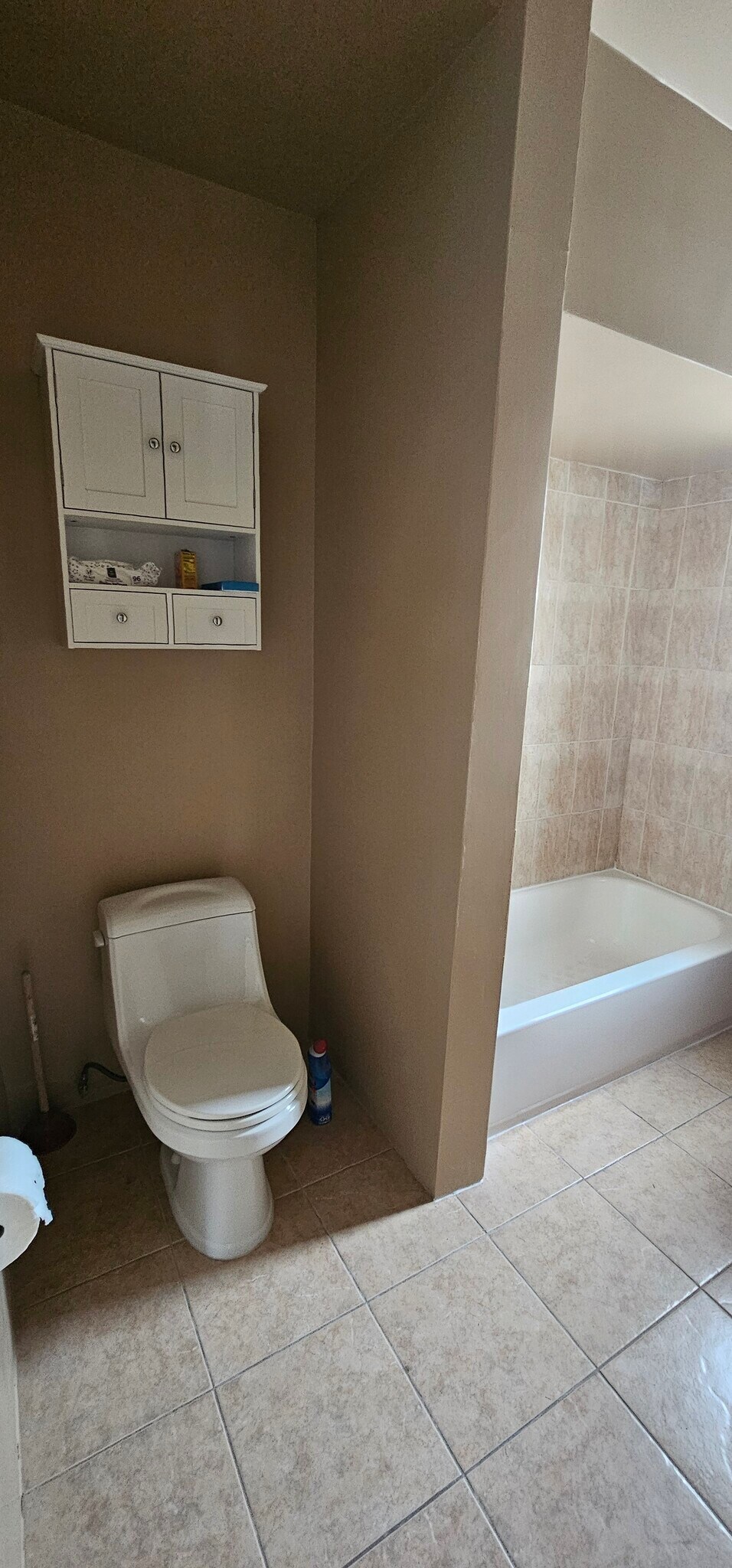 Building Photo - 3212 Live Oak St