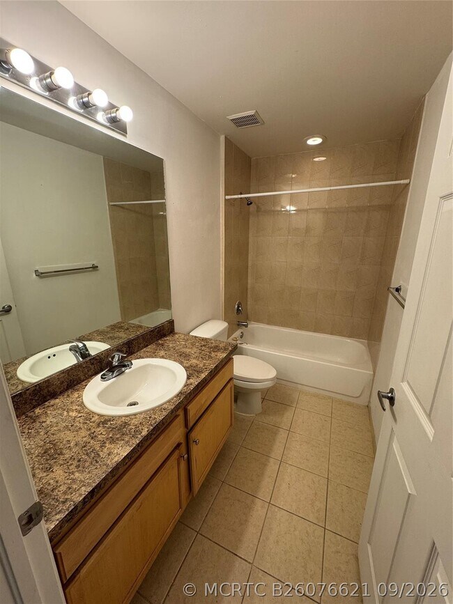 Building Photo - 6733 Coral Lake Dr