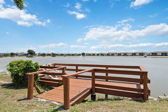 Building Photo - "Charming 2-Bed, 2-Bath Villa in Lake Shore Condominiums"