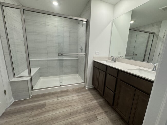 Building Photo - 14955 McCarthy Cir