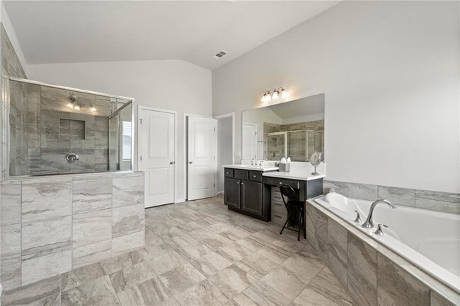 Building Photo - 4105 Vista Pointe Dr