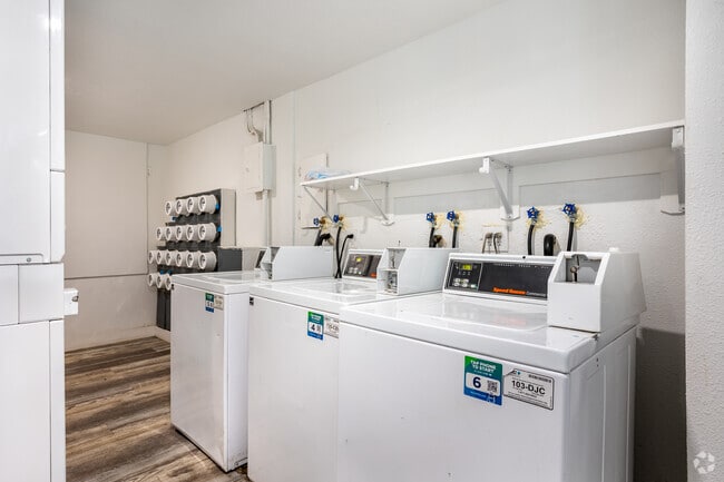 Laundry - Riverpoint (1330)