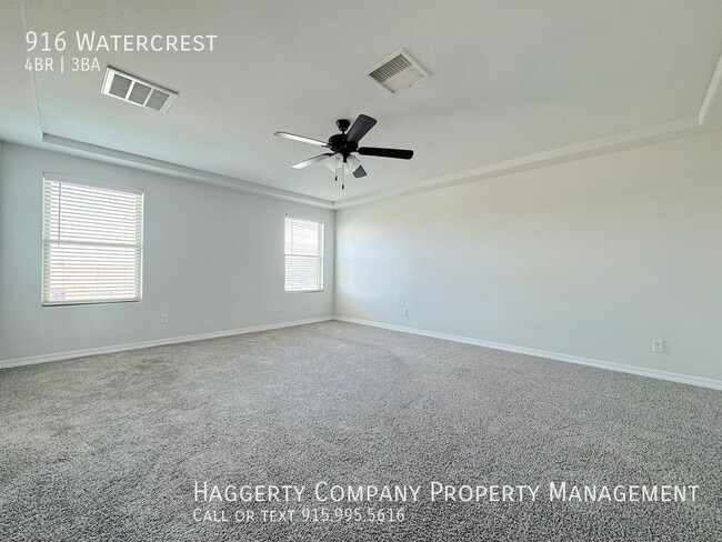 Building Photo - 916 Watercrest-