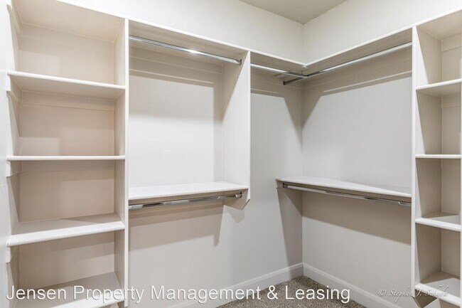 Building Photo - 6 br, 3.5 bath House - 2773 South 3440 West