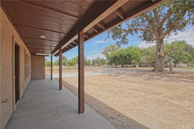 Building Photo - 8435 Buena Vista Ave