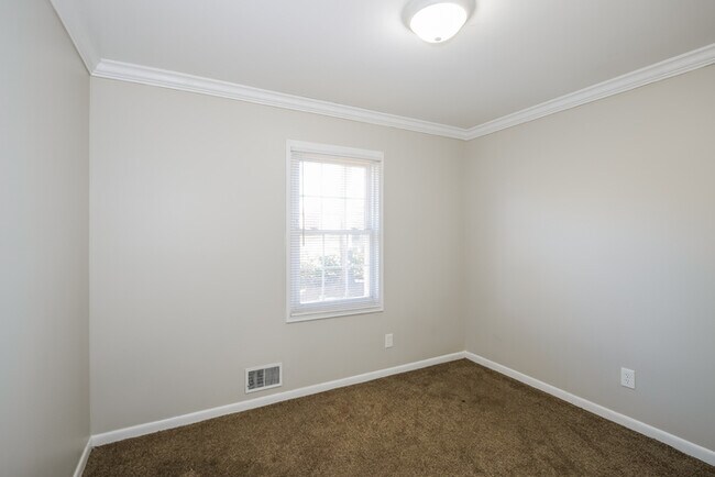 Building Photo - Split Level 4 Bedroom Home in Augusta, GA