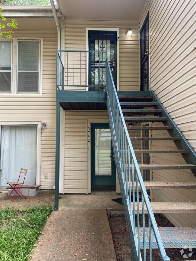 Building Photo - 6740 Quail Hollow Ct