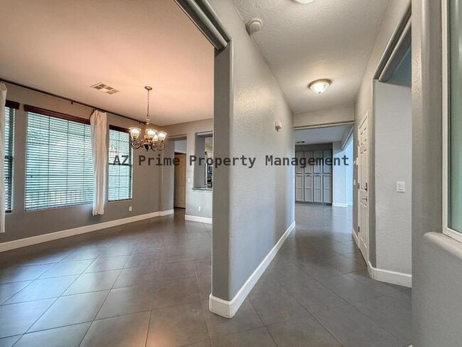 Building Photo - 19716 E Thornton Rd